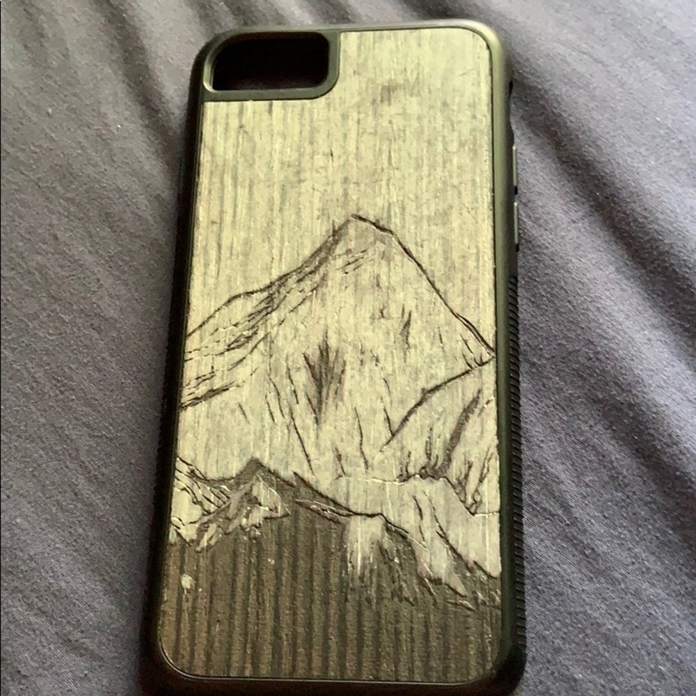 Carved wooden iPhone 6 case